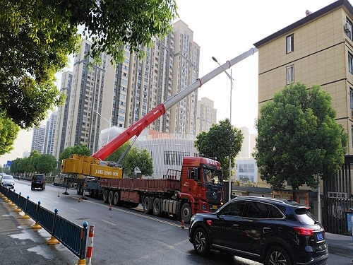 吊車(chē)租賃需要考察哪些事項(xiàng)？使用時(shí)需遵循什么規(guī)范要求？